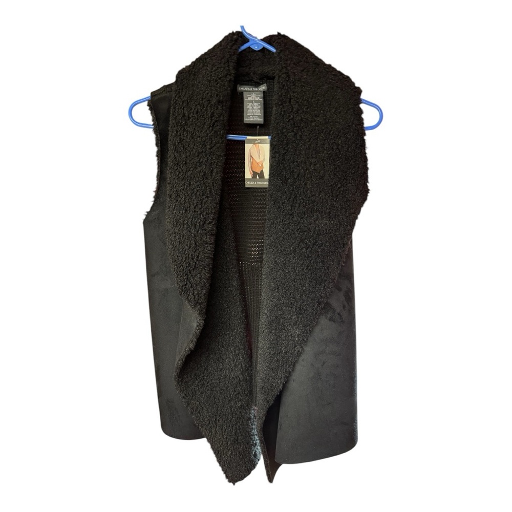 Chelsea & Theodore vest new with tags